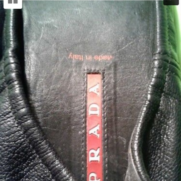 Women's authentic PRADA Black Leather Driving Sole - Picture 2 of 8